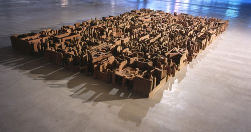 Mes ruines, 2001.